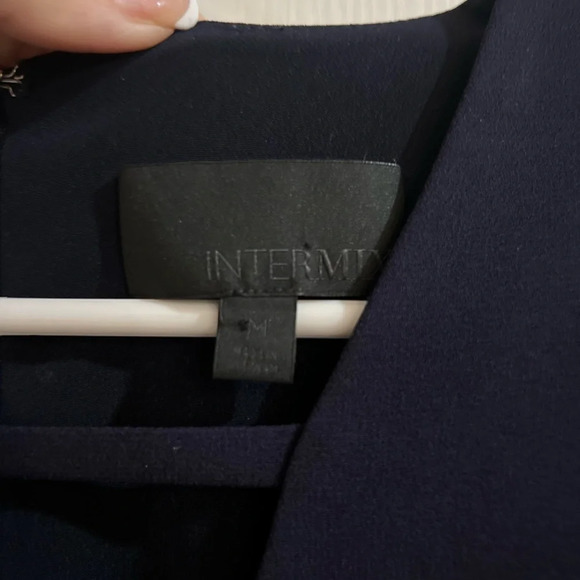 Intermix Women Blue Long Sleeve - Picture 3 of 8